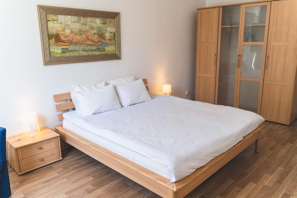 Old Town Apartment Next To Saint Peter'S Church 리가 외부 사진